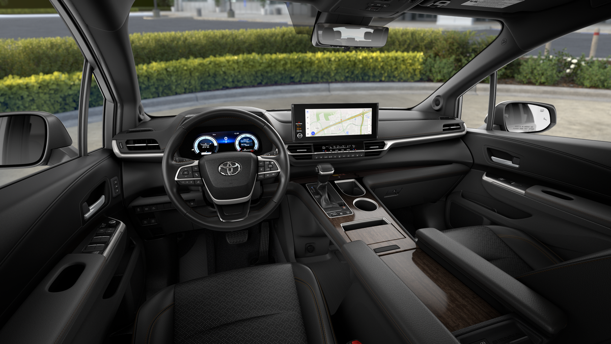 2026 Toyota Sienna Limited 7 Passenger