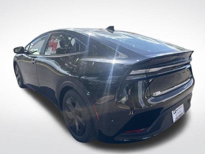 2027 Toyota Prius Plug-In Hybrid SE