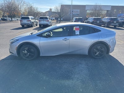 2026 Toyota Prius Plug-In Hybrid SE