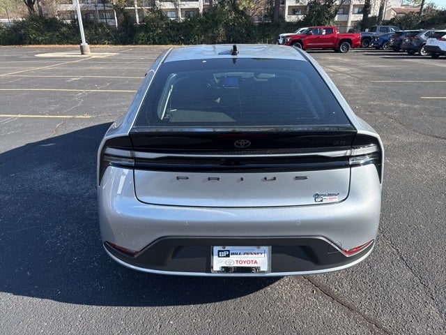 2026 Toyota Prius Plug-In Hybrid SE