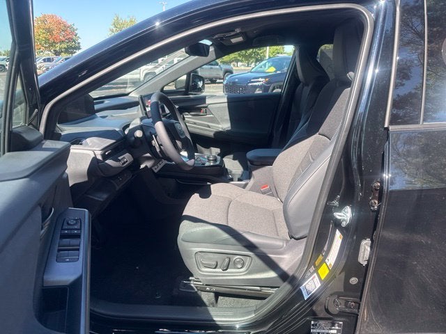 2027 Toyota C-HR SE