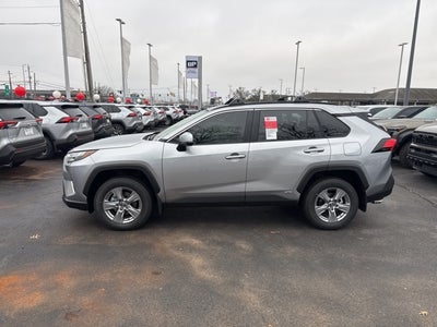 2025 Toyota RAV4 Hybrid XLE