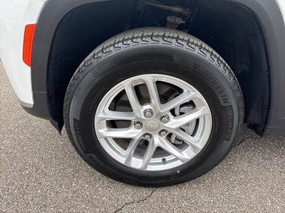 2022 Jeep Grand Cherokee L Laredo