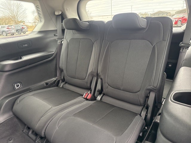 2022 Jeep Grand Cherokee L Laredo