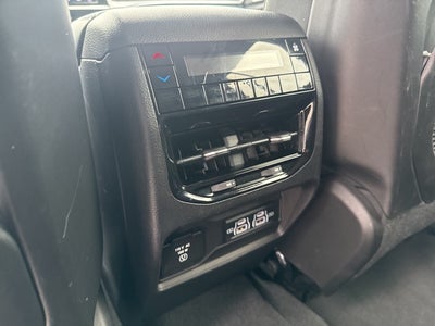 2022 Jeep Grand Cherokee L Laredo