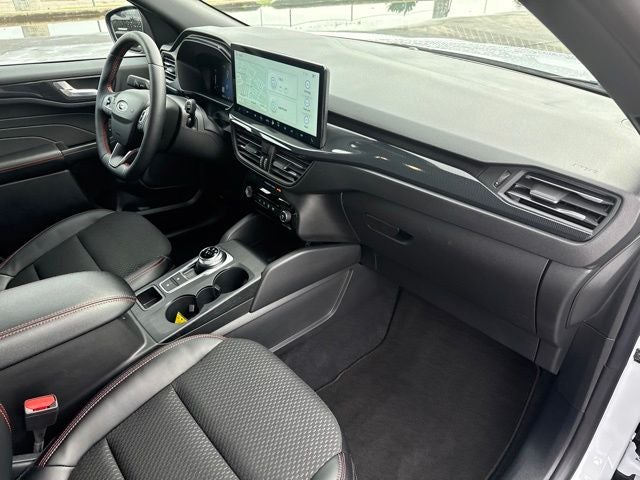 2026 Ford Escape Hybrid ST-Line Select