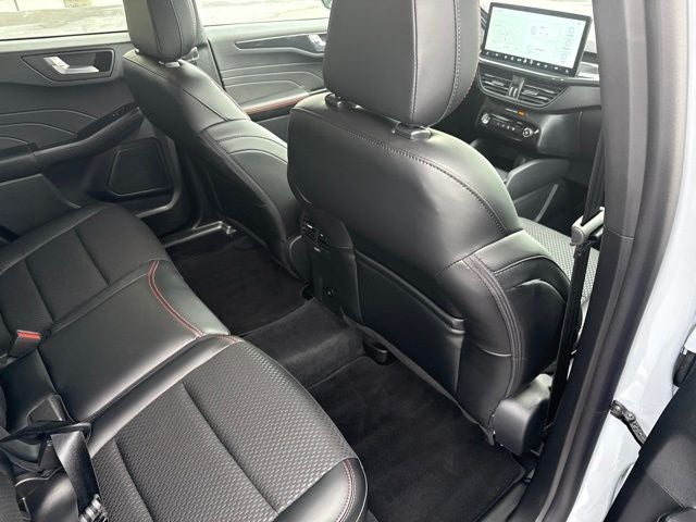 2026 Ford Escape Hybrid ST-Line Select
