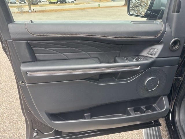 2022 Ford Expedition Max Platinum