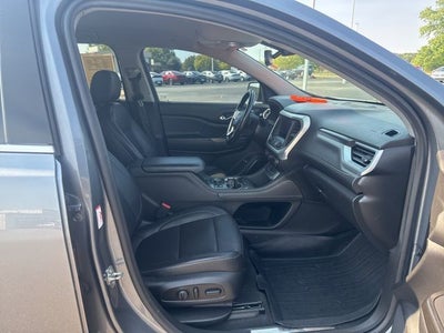 2020 GMC Acadia SLT
