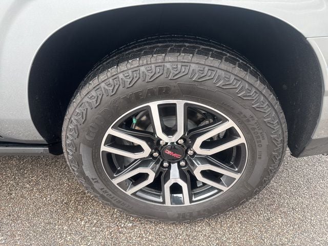 2024 GMC Yukon XL AT4