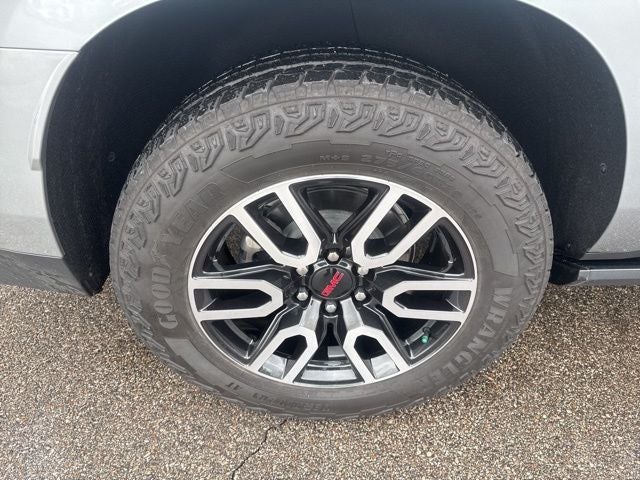 2024 GMC Yukon XL AT4