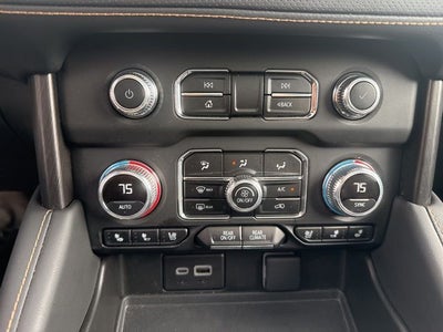 2024 GMC Yukon XL AT4