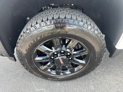 2025 GMC Sierra 2500HD AT4