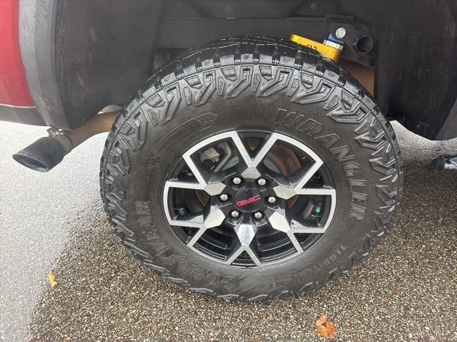 2023 GMC Canyon AT4X