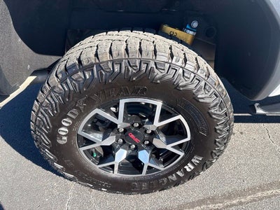 2023 GMC Canyon AT4X