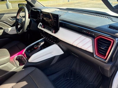 2023 GMC Canyon AT4X