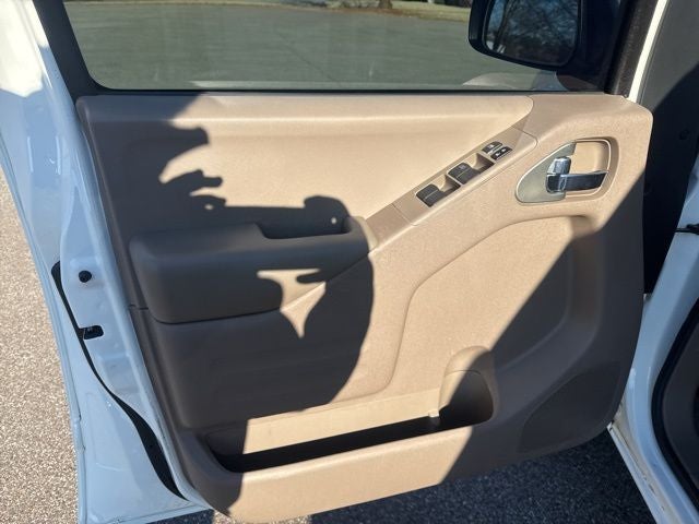 2015 Nissan Frontier SV