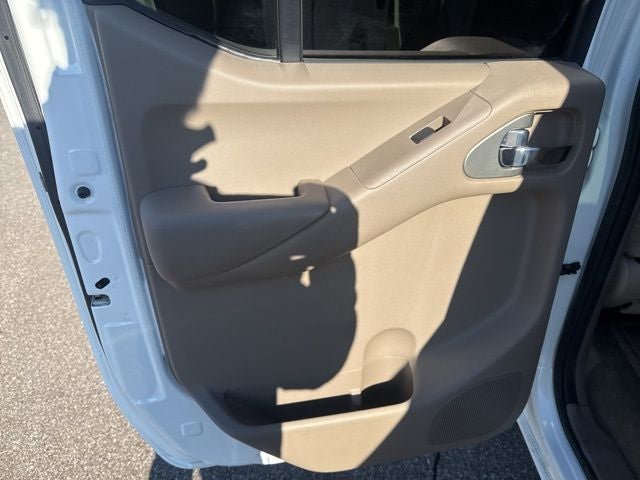 2015 Nissan Frontier SV