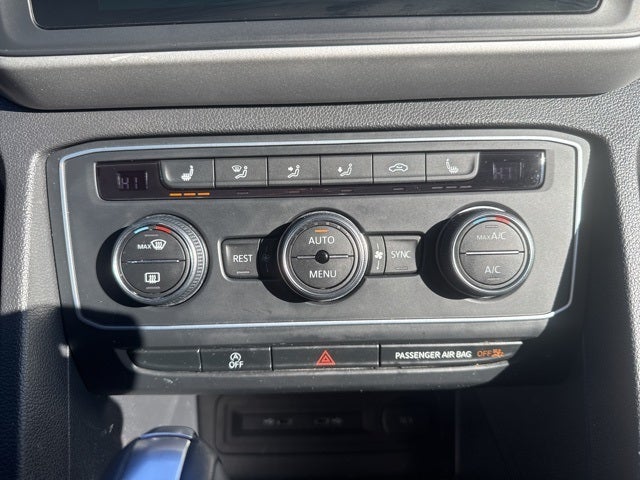 2021 Volkswagen Atlas 3.6L V6 SE w/Technology