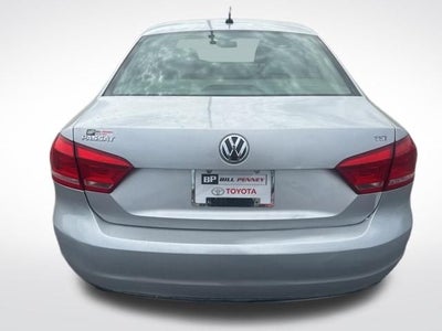 2014 Volkswagen Passat 1.8T S