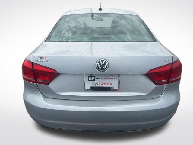 2014 Volkswagen Passat 1.8T S