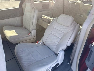 2008 Chrysler Town & Country LX