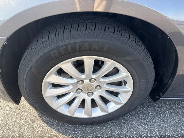2013 Chrysler 300 Base