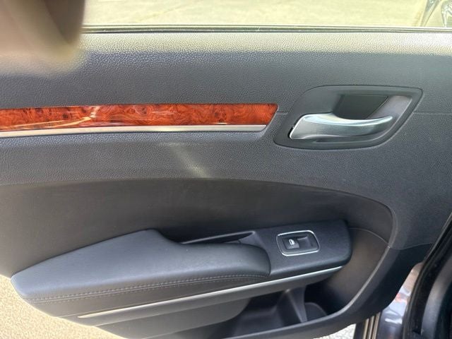2013 Chrysler 300 Base