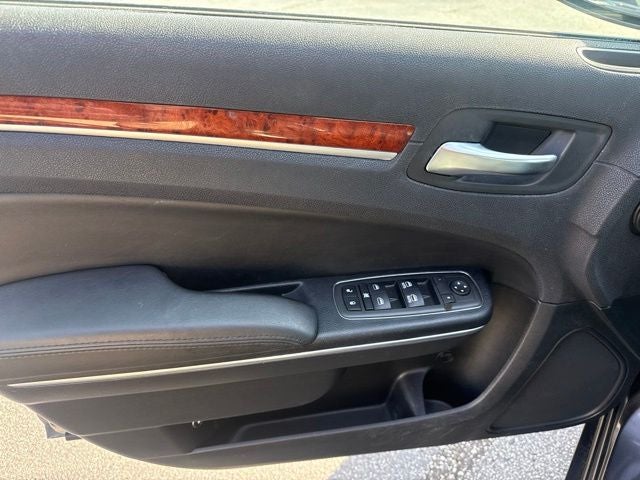 2013 Chrysler 300 Base