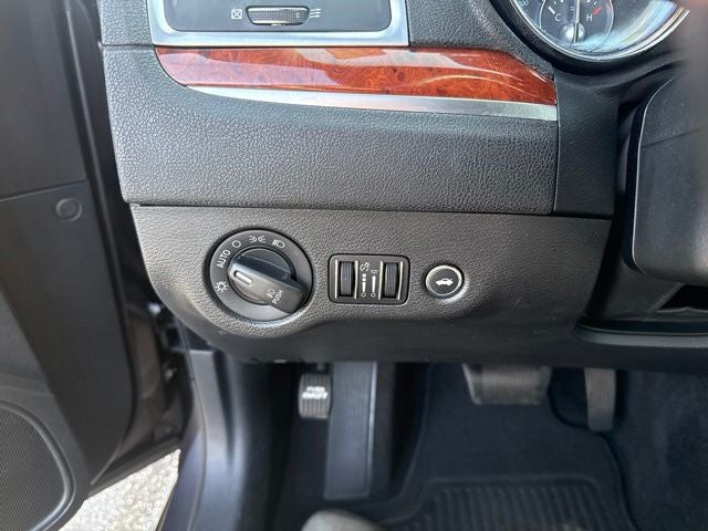 2013 Chrysler 300 Base
