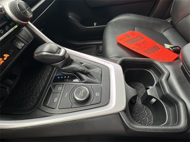 2021 Toyota RAV4 Hybrid XLE Premium