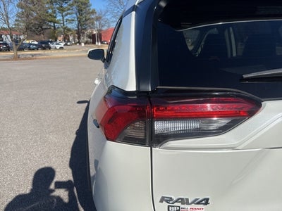 2022 Toyota RAV4 XLE Premium