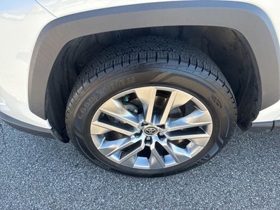 2022 Toyota RAV4 XLE Premium