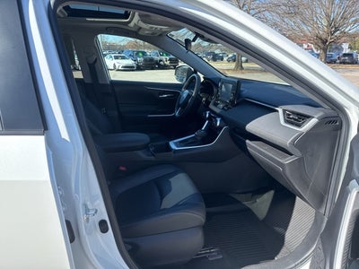 2022 Toyota RAV4 XLE Premium