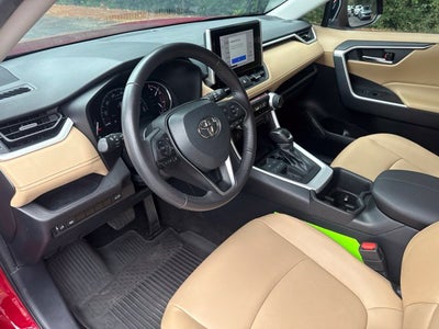 2024 Toyota RAV4 XLE Premium