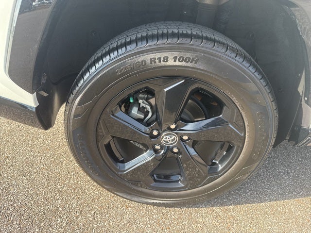 2020 Toyota RAV4 Hybrid XSE