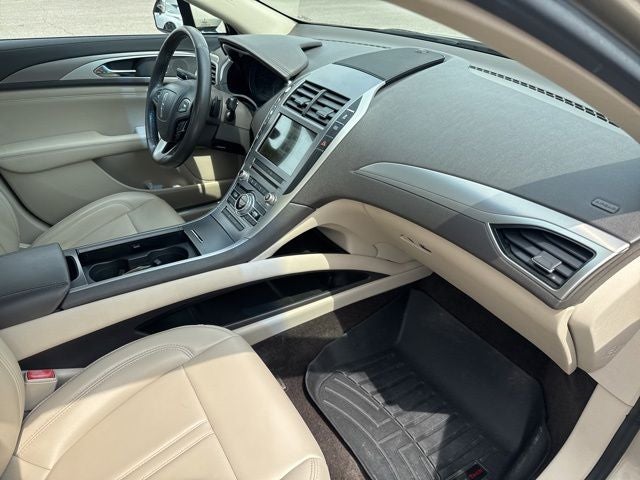 2017 Lincoln MKZ Premiere