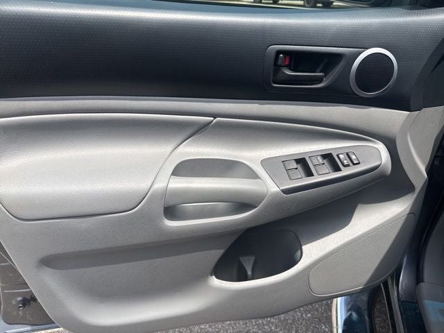 2012 Toyota Tacoma Base V6