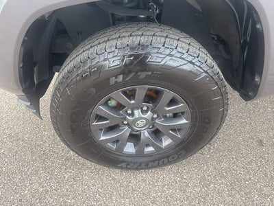 2022 Toyota Tacoma SR5