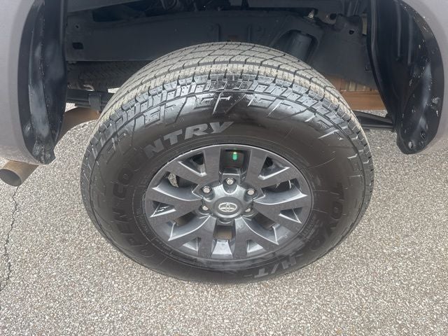 2022 Toyota Tacoma SR5