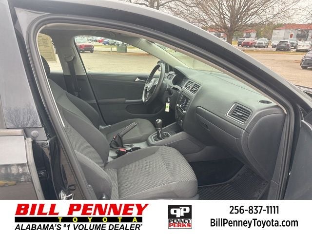 2012 Volkswagen Jetta 2.0L Base