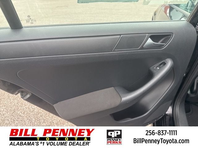 2012 Volkswagen Jetta 2.0L Base