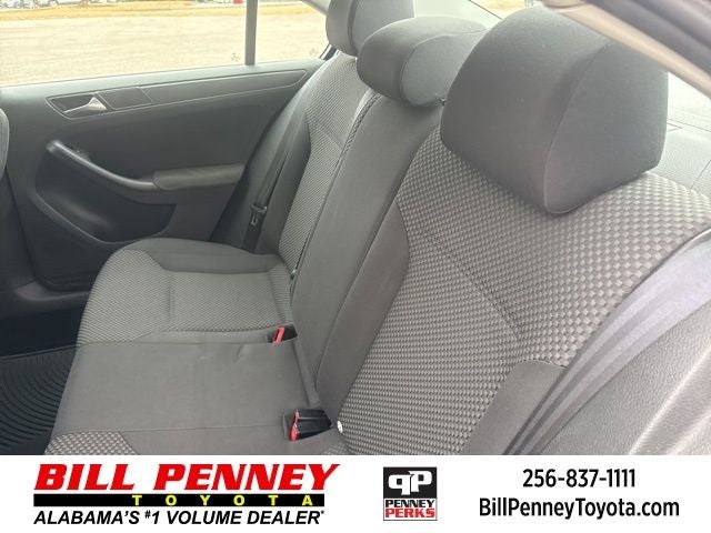 2012 Volkswagen Jetta 2.0L Base