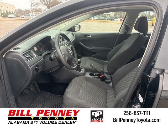 2012 Volkswagen Jetta 2.0L Base