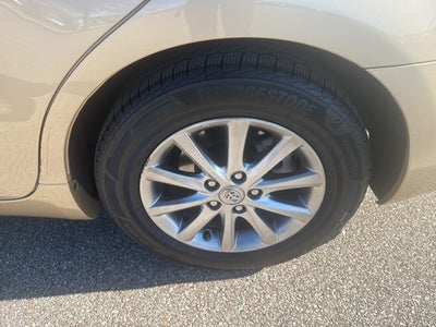 2011 Toyota Camry Hybrid Base XLE