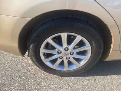 2011 Toyota Camry Hybrid Base XLE