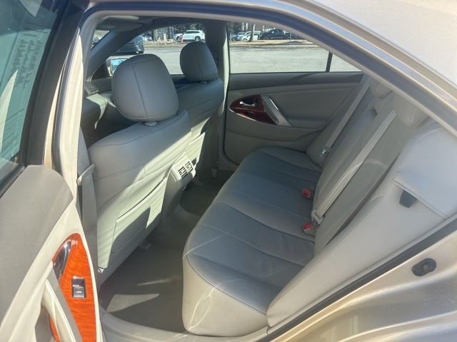 2011 Toyota Camry Hybrid Base XLE