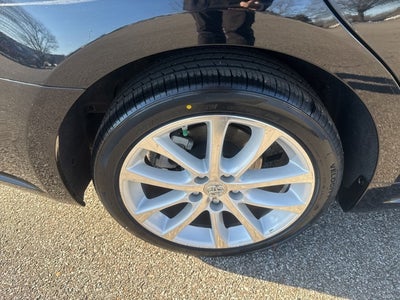 2013 Toyota Avalon XLE