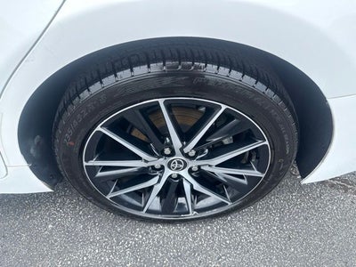 2022 Toyota Camry Hybrid SE
