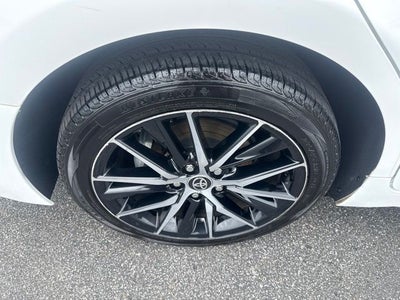 2022 Toyota Camry Hybrid SE